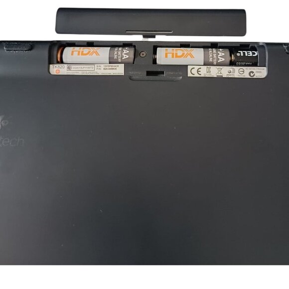 Logitech TK820 FRENCH Qwerty Wireless All-in-One Keyboard - Picture 7 of 9